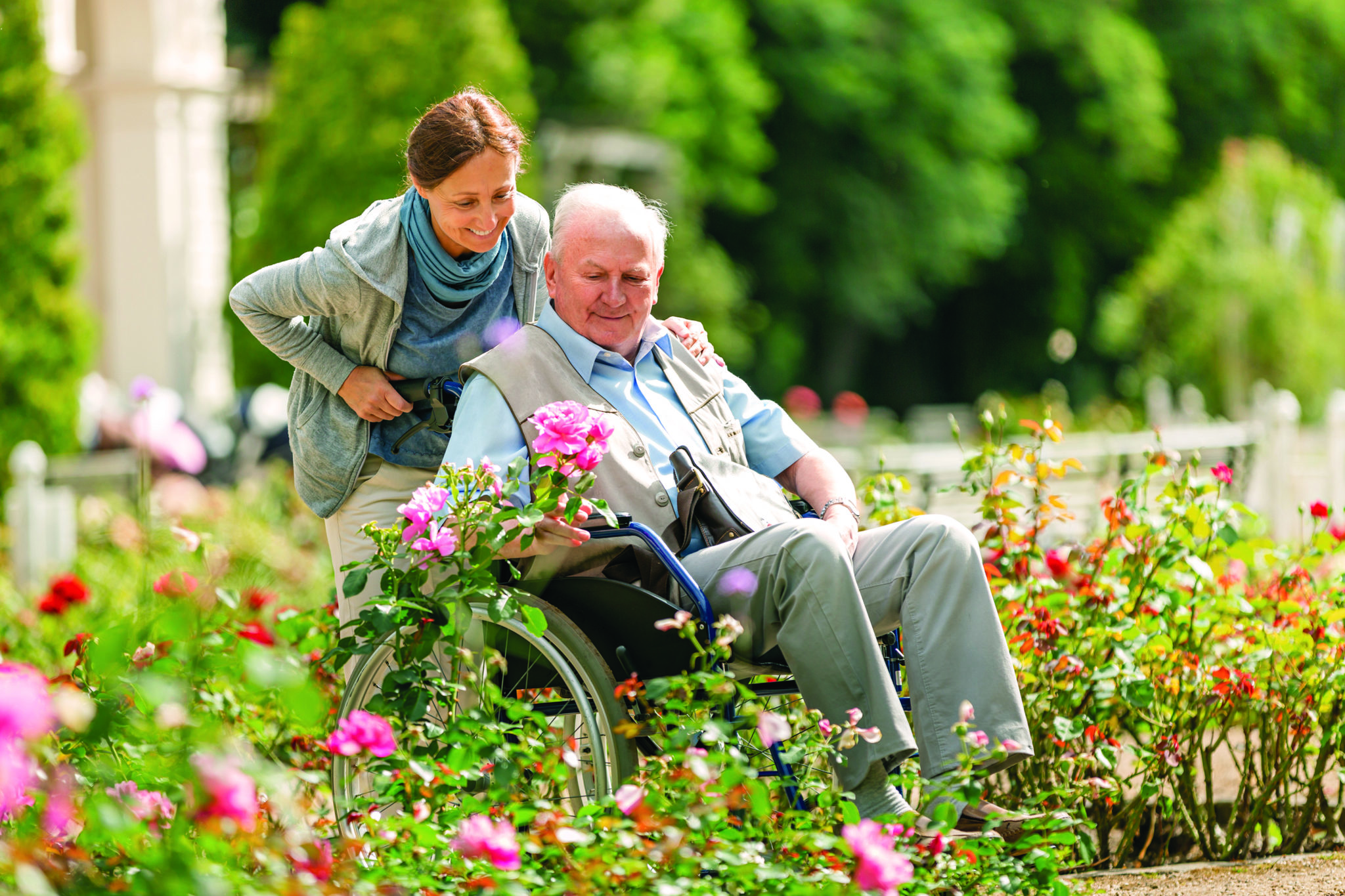 5-things-to-look-for-when-touring-a-nursing-home-dementia-resource-center