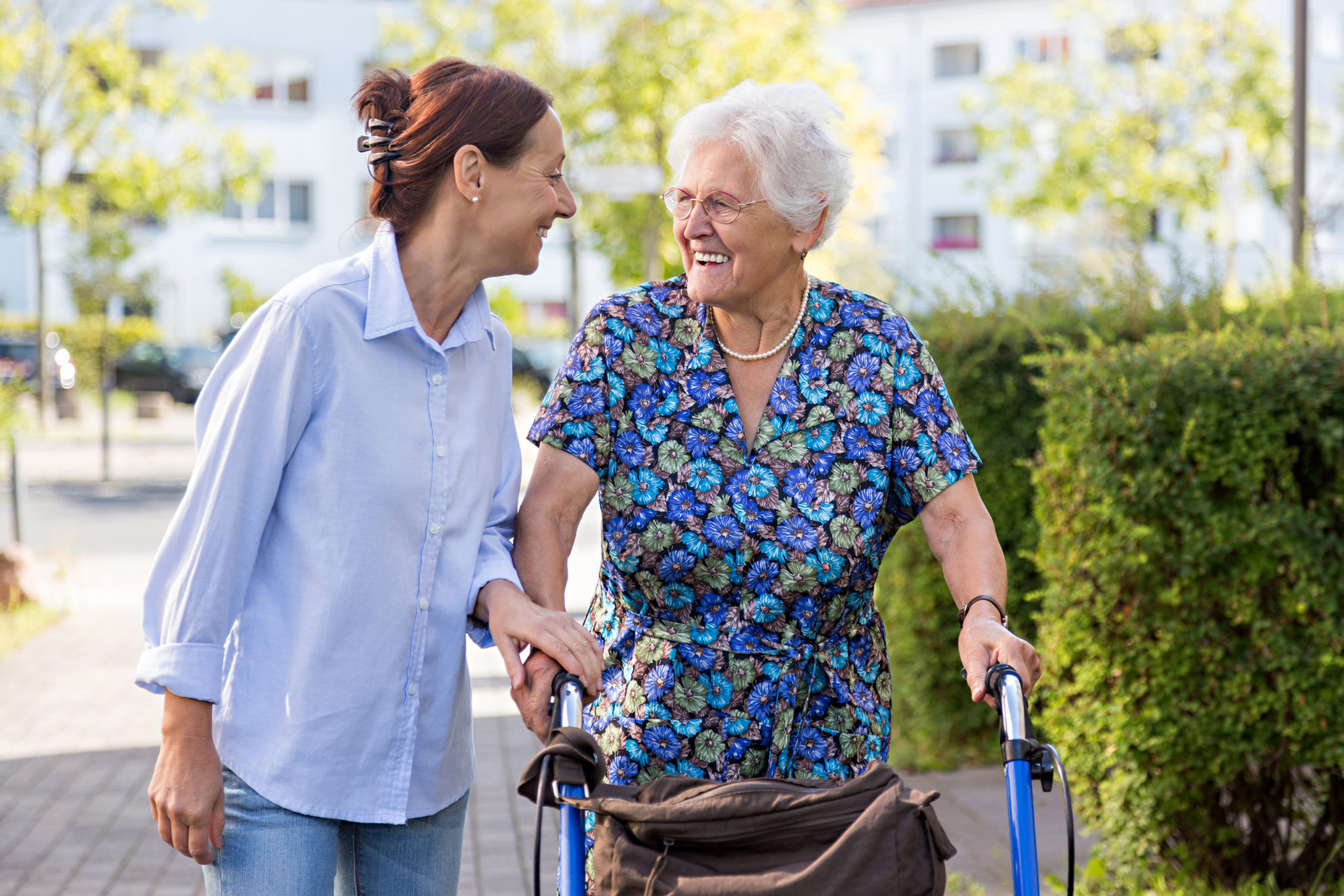 What Are the Most Important Duties of a Dementia Caregiver? - Dementia ...